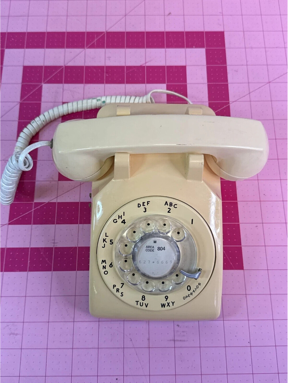 Vintage Retro Yellow Western Electric Model 500 Rotary Telephone